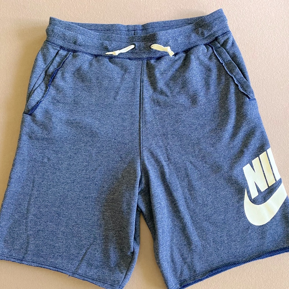 🏝️🛍️SALE🌟 Men’s NIKE shorts